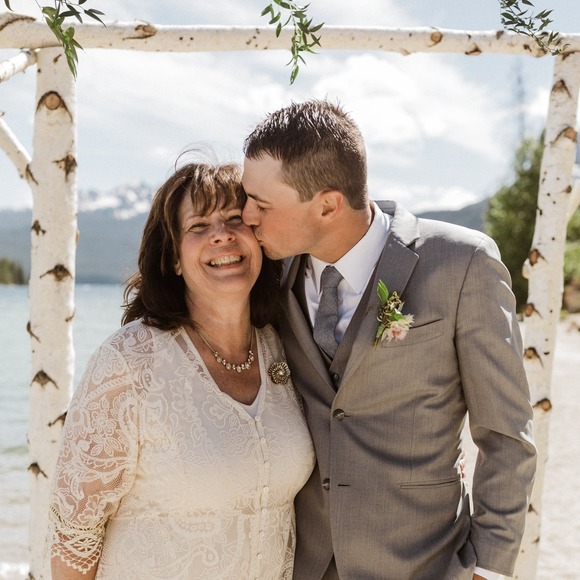 Meet your Posher, Debbie - Picture 1 of 1